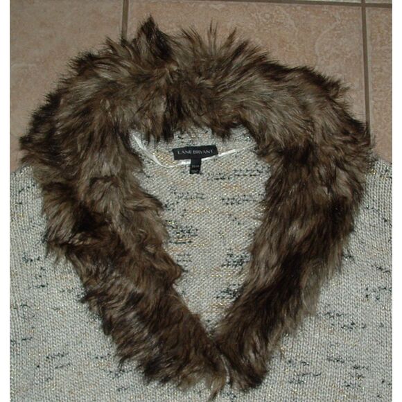 LANE BRYANT Sparkly Plus Sz 22/24 Removeable Faux Fur Collar Wool Blend Cardigan - Picture 2 of 4